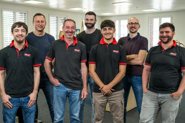 Wir stehen unseren Kunden von A-Z zur Seite. heule-konstruktion-team